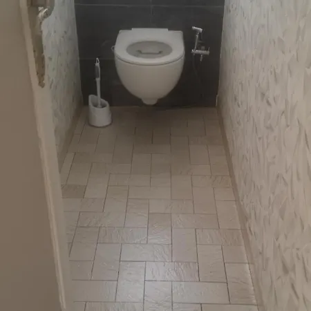 Appartement Dans Villa Avec Piscine Et Jardin Marguerittes Exterior foto
