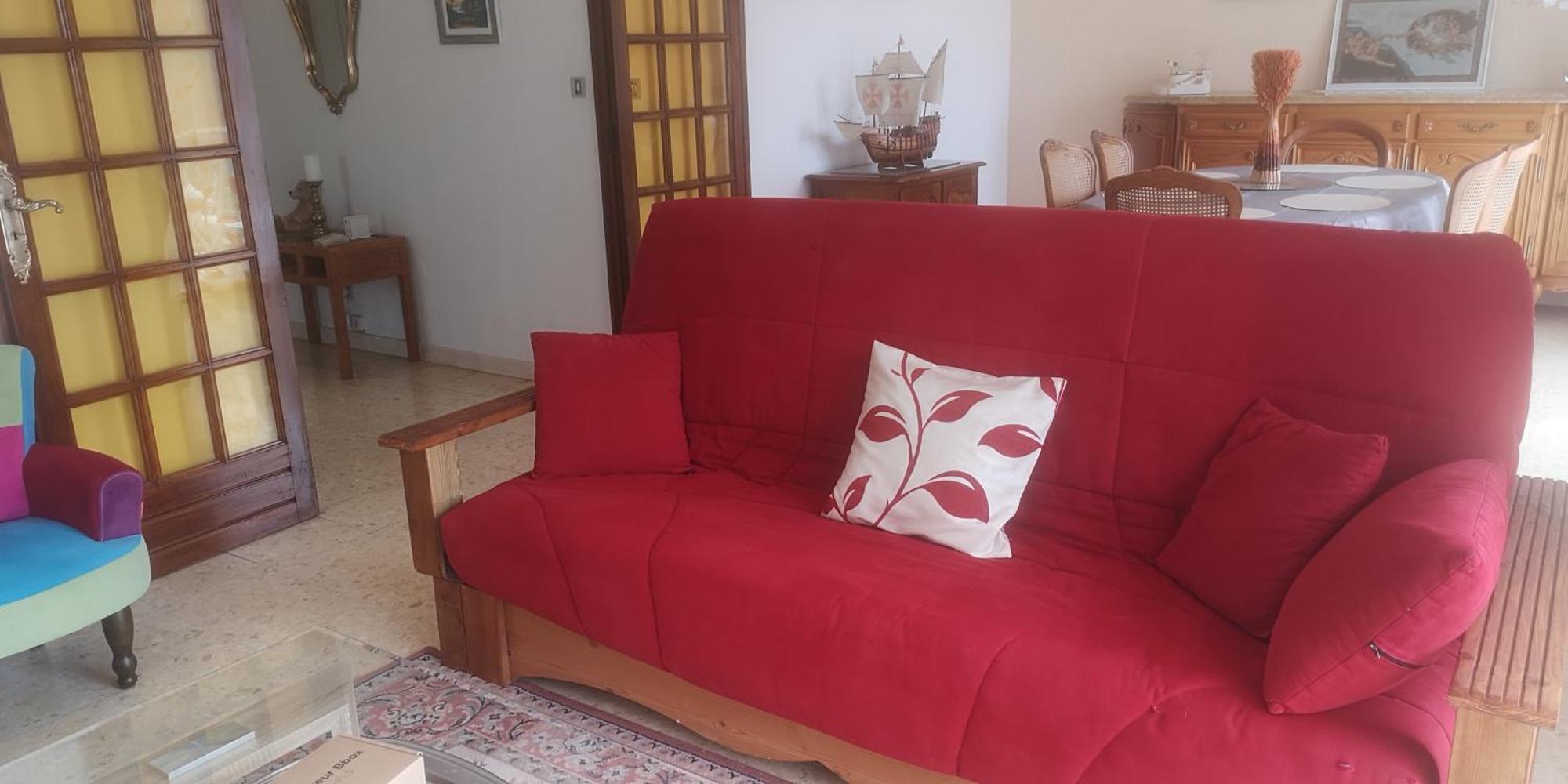 Dans Avec Piscine Et Jardin Appartement *